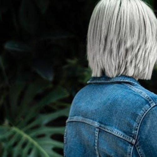 Touca de Cetim: Como Escolher e Usar para Proteger Seu Cabelo Diariamente